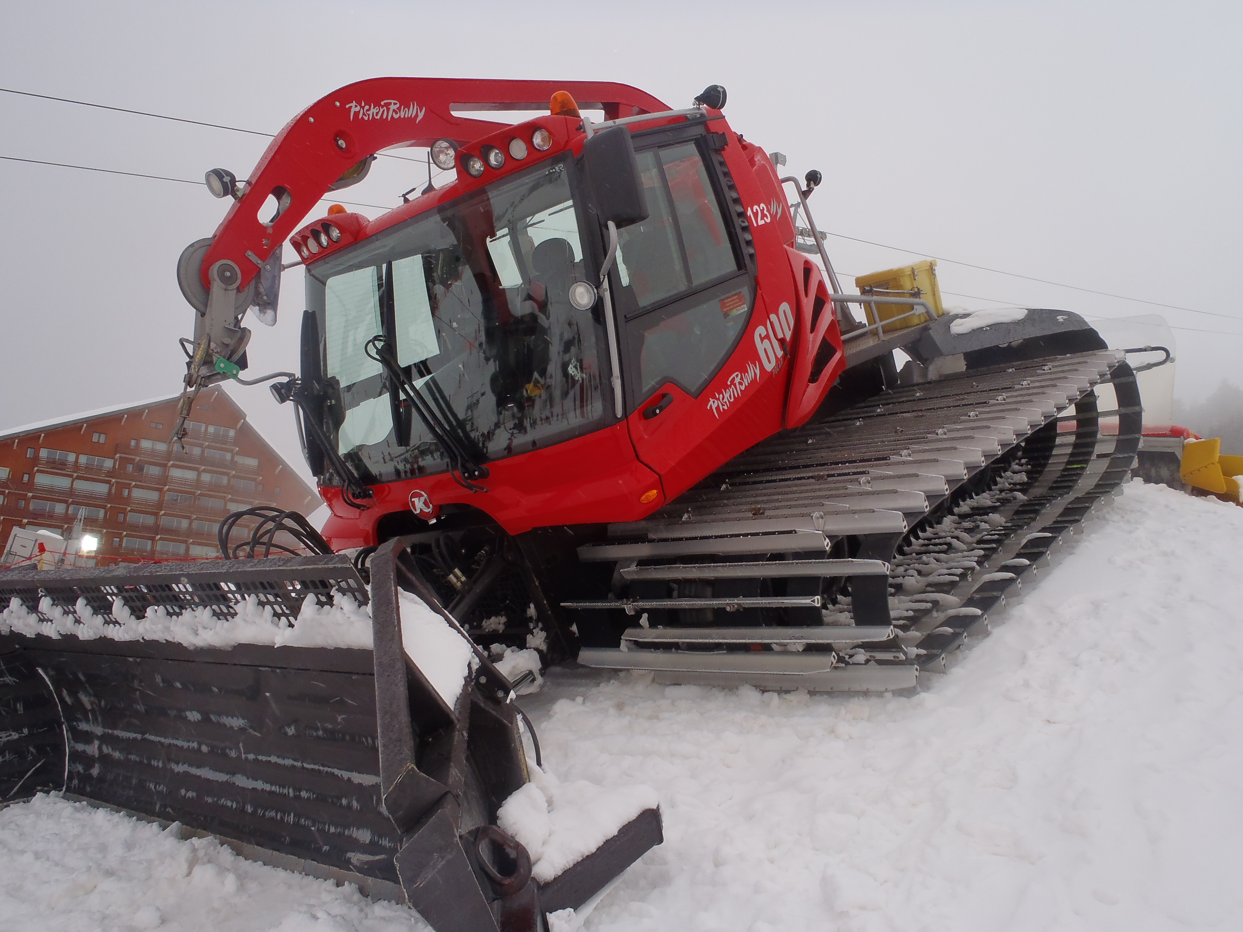 OLYMPUS DIGITAL CAMERA